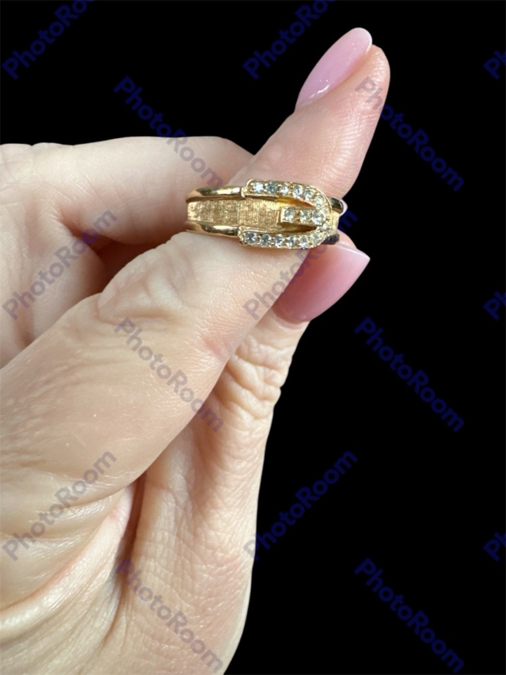 Vintage 1975 Avon Tailored Buckle Gold Tone Rhinestone Ring